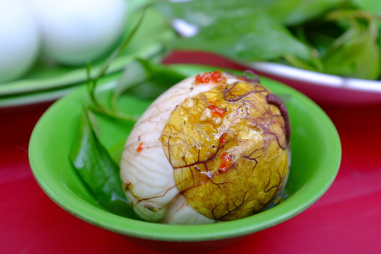 moi-pha-thai-an-hot-vit-lon-duoc-khong