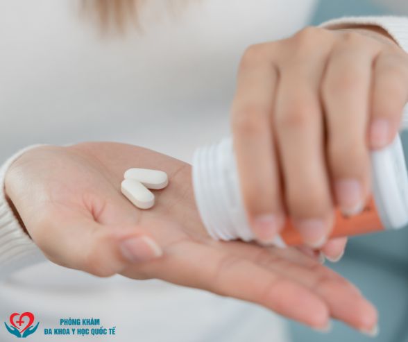Siêu âm thai chưa vào tử cung uống thuốc phá được không